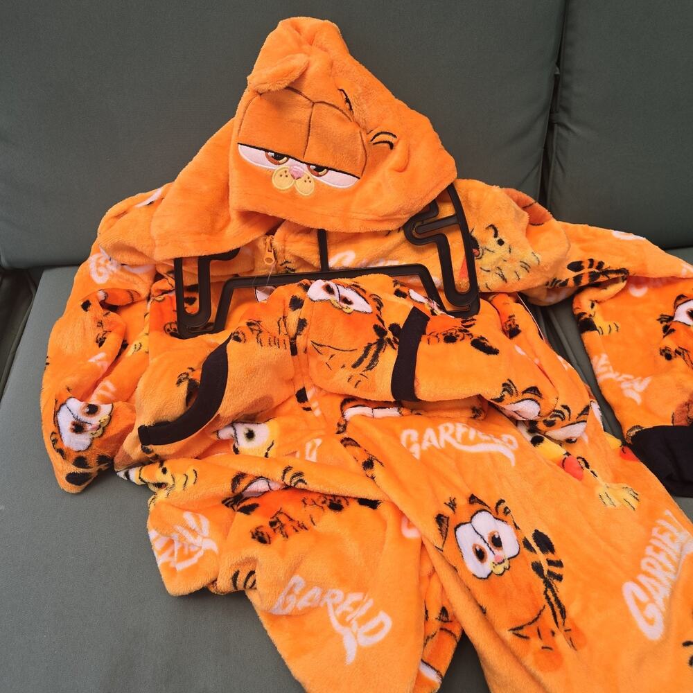 The Garfield Movie union Suit One Piece Very Soft NWT SIZE XL 16/18